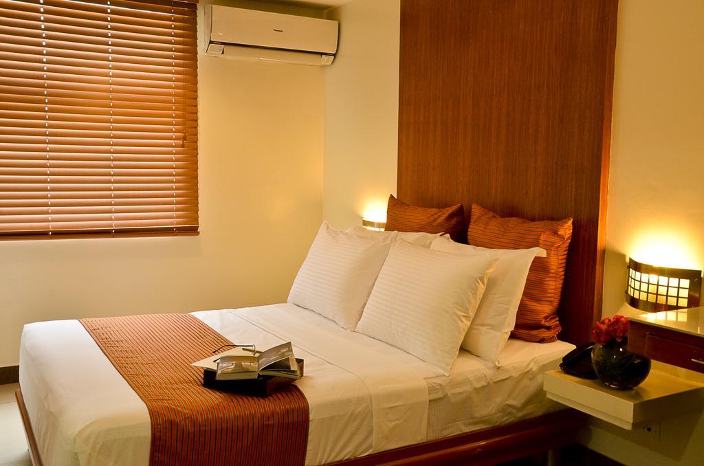 Pghi Hotel Quezon City Kültér fotó