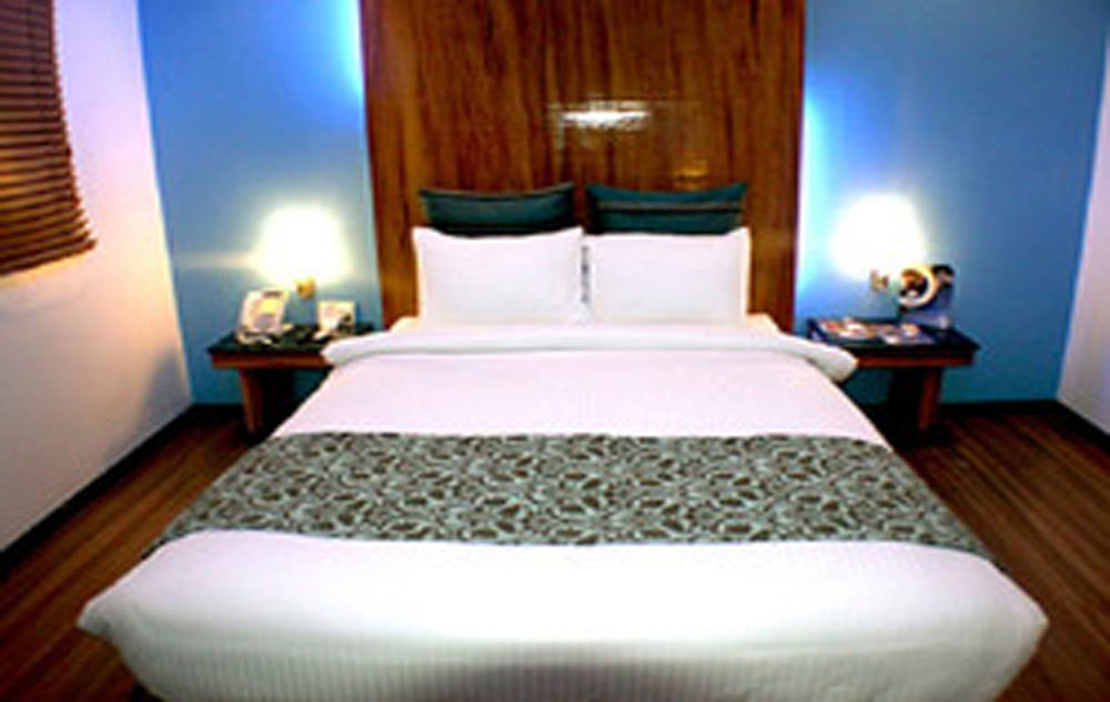 Pghi Hotel Quezon City Kültér fotó